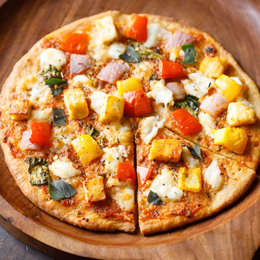 Paneer Tawa Pizza