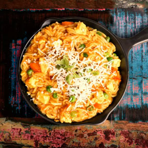 Cheesee Maggi Bowl - Non Veg